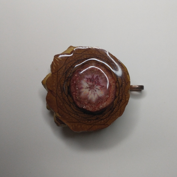 Solar Quartz Pinecone Pendant - Picture 3 of 5